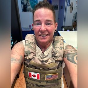 Meet your Posher, Lisa